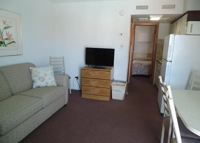 Panoramic Motel & Apts.
